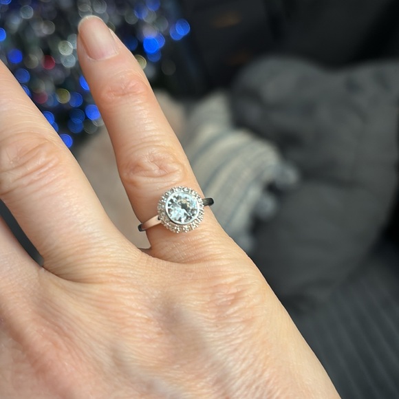 Swarovski ring - Picture 3 of 5